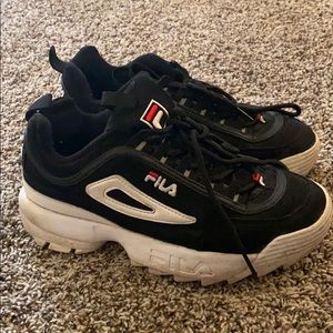 Black Fila shoes size 8 (runs small)